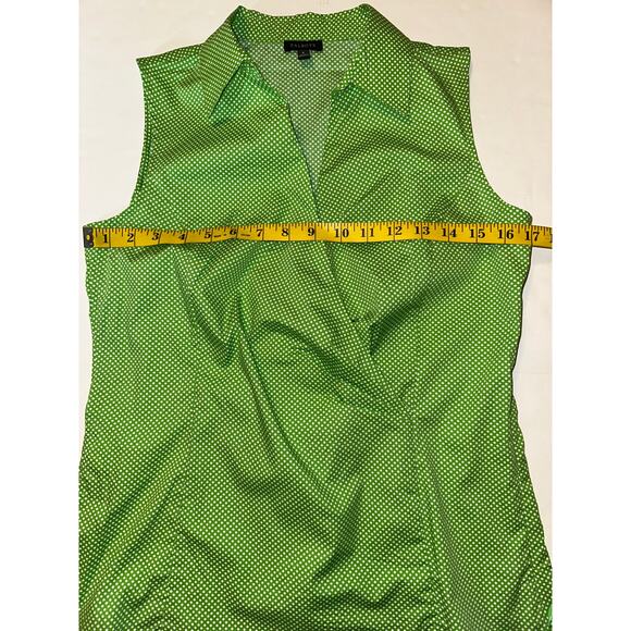 Talbots Top Women’s Size 6 Parrot White Faux Wrap Polka Dot Sleeveless Side Zip - Picture 4 of 7